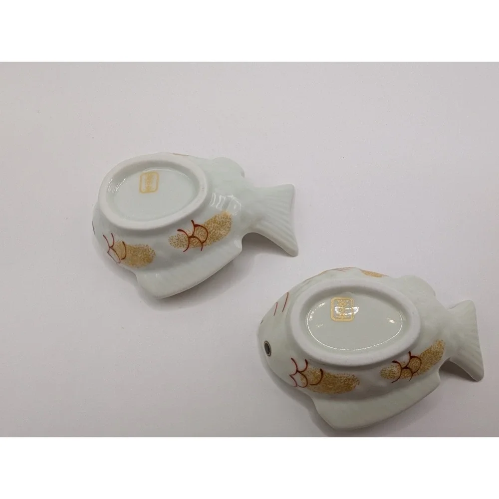 Arita Ware Koraku Kiln Japanese Sea Bream Tai Fish Small Dipping Sauce Plates 2